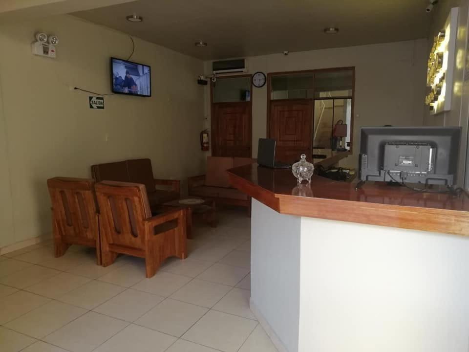 Hotel Tarapoto Hostal *** Iquitos Esterno foto